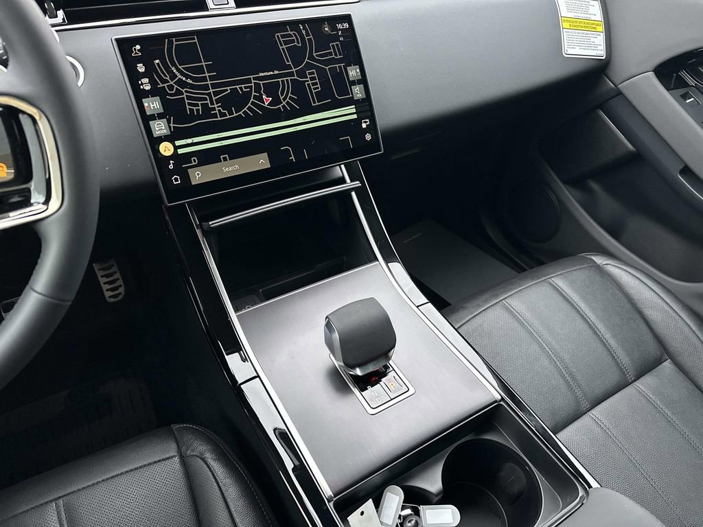 New 2026 Land Rover Range Rover Evoque Dynamic SE image 14