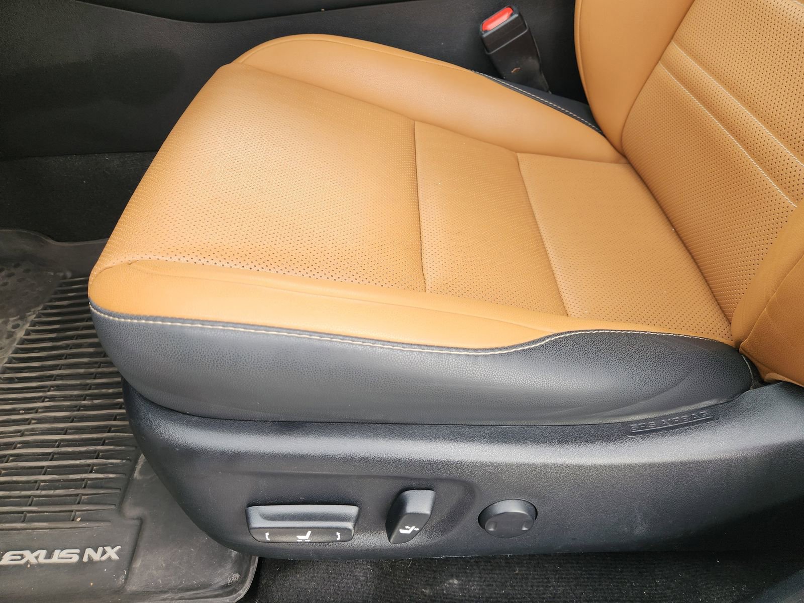 Used 2021 Lexus NX 300 FWD w/ Accessory Package 2 image 29