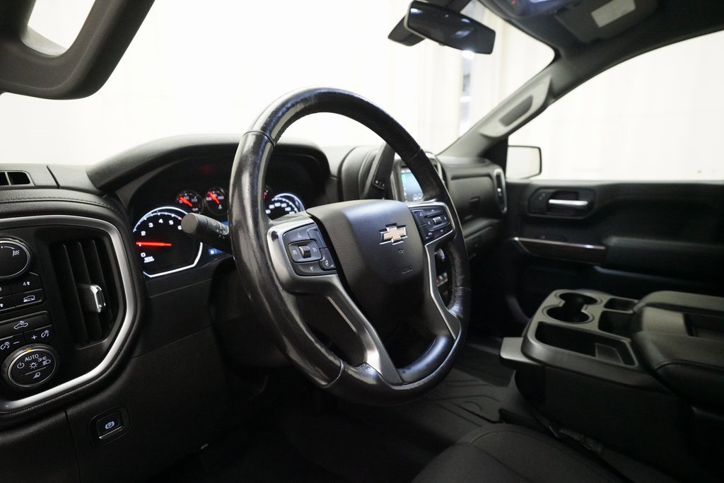 Used 2019 Chevrolet Silverado 1500 LT w/ Convenience Package image 8