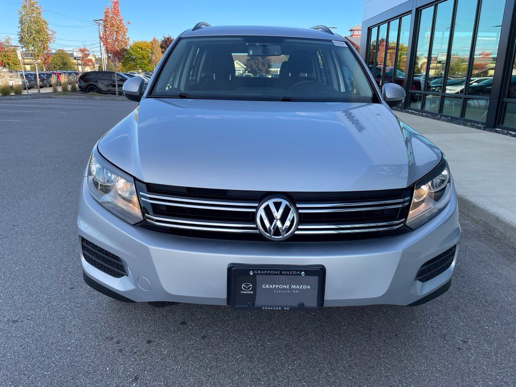 Used 2018 Volkswagen Tiguan Limited AWD/4WD image 2