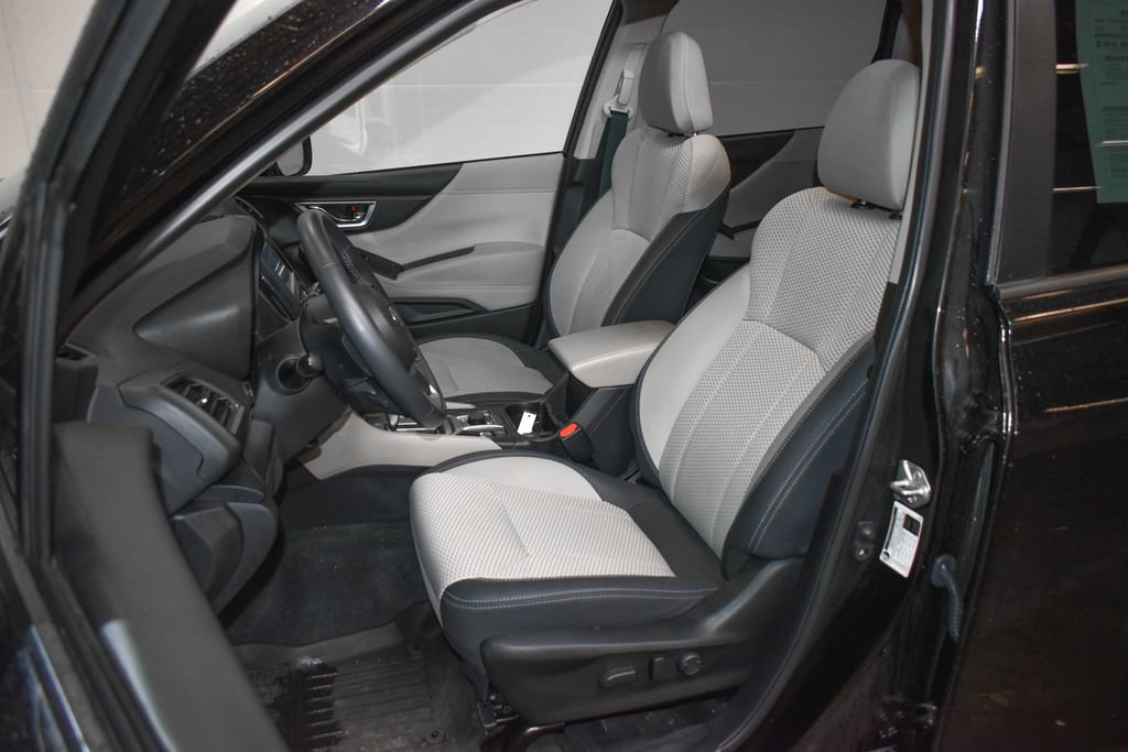 Used 2021 Subaru Forester Premium image 19