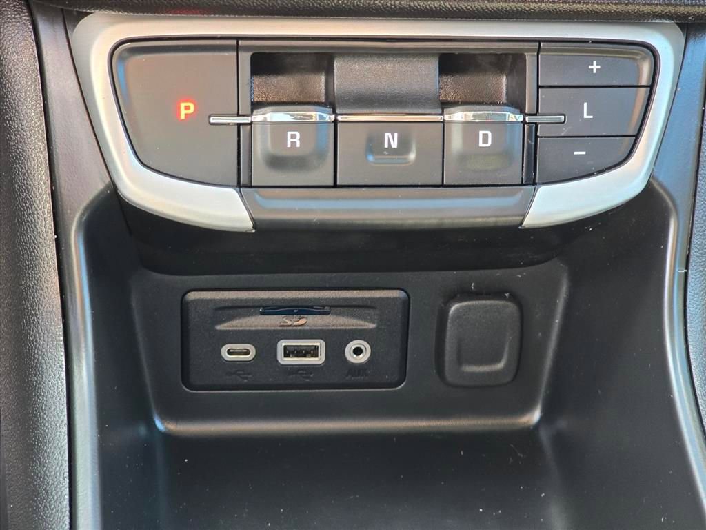 Used 2023 GMC Terrain SLT FWD image 19