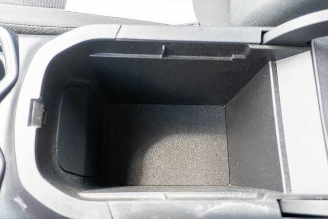 Used 2019 Toyota RAV4 LE AWD/4WD image 25