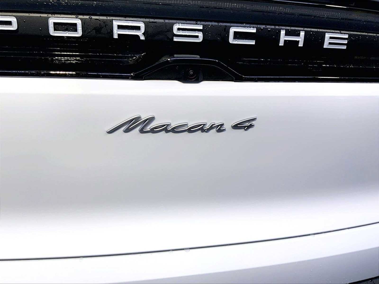 New 2026 Porsche Macan 4 Electric AWD/4WD image 19