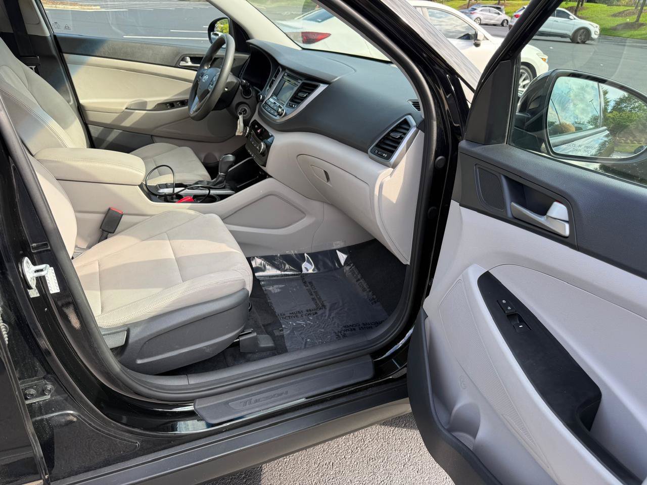 Used 2018 Hyundai Tucson SE FWD image 9