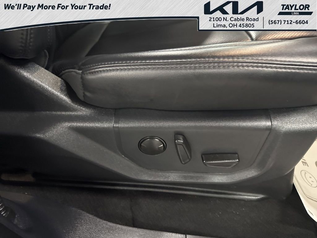 Used 2024 Ford Expedition Max XLT image 28