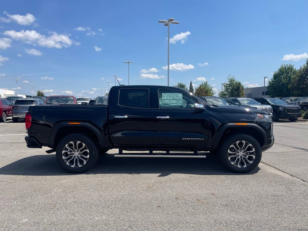 New 2026 GMC Canyon Denali image 9