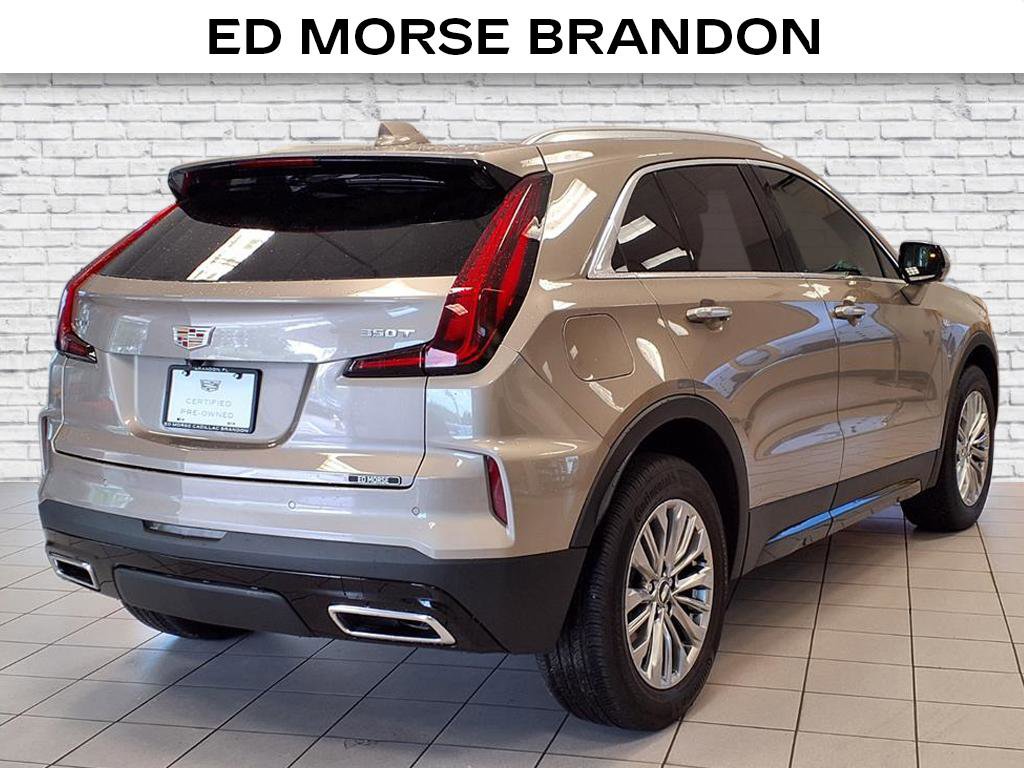 Certified 2025 Cadillac XT4 Premium Luxury image 5