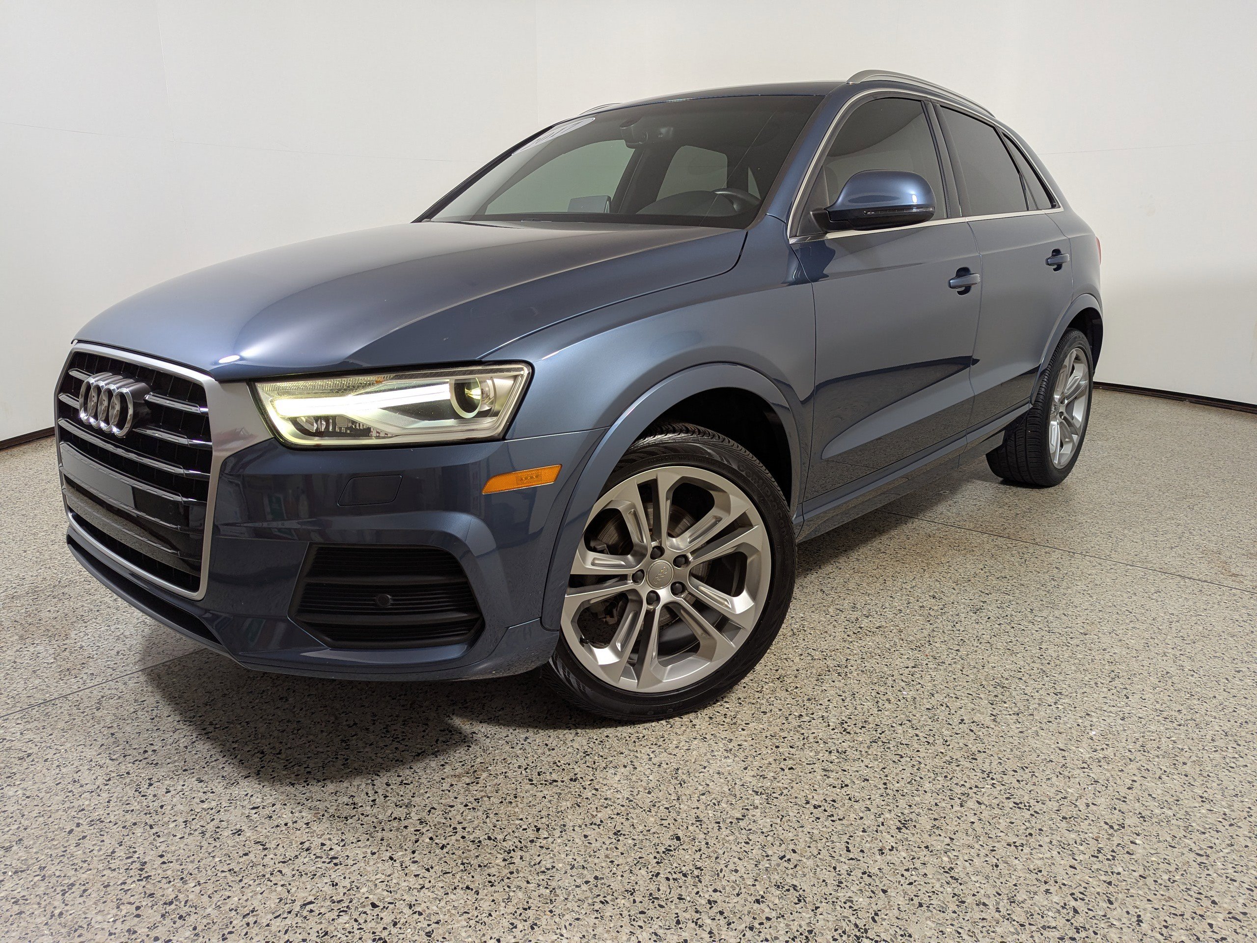 Used 2017 Audi Q3 2.0T Premium Plus FWD image 22
