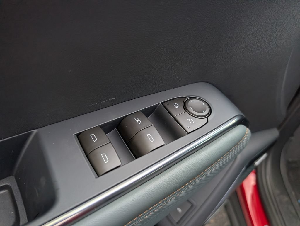 New 2027 GMC Acadia AT4 w/ Luxury Package AWD/4WD image 16