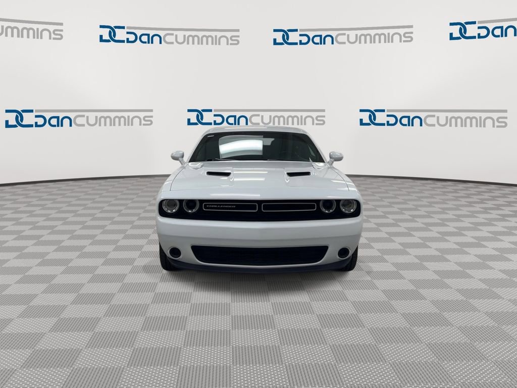 Used 2020 Dodge Challenger SXT image 3