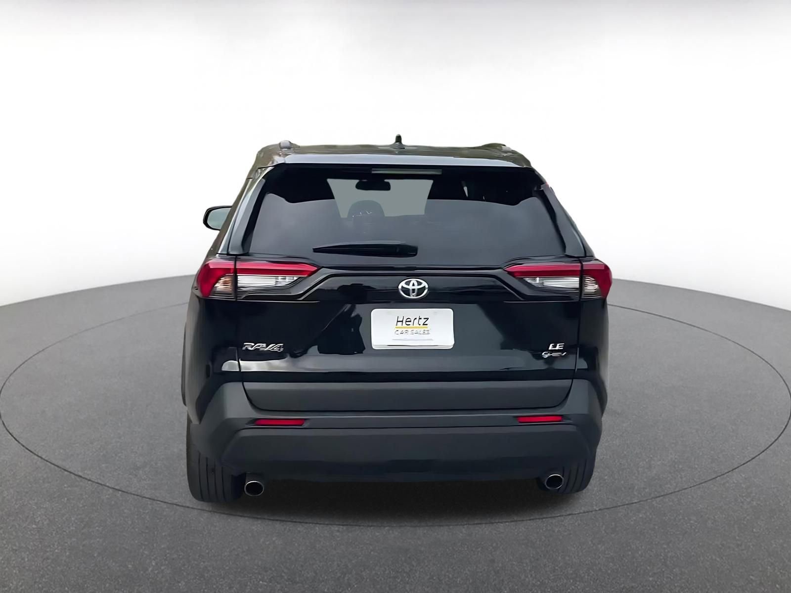 Used 2025 Toyota RAV4 LE image 11