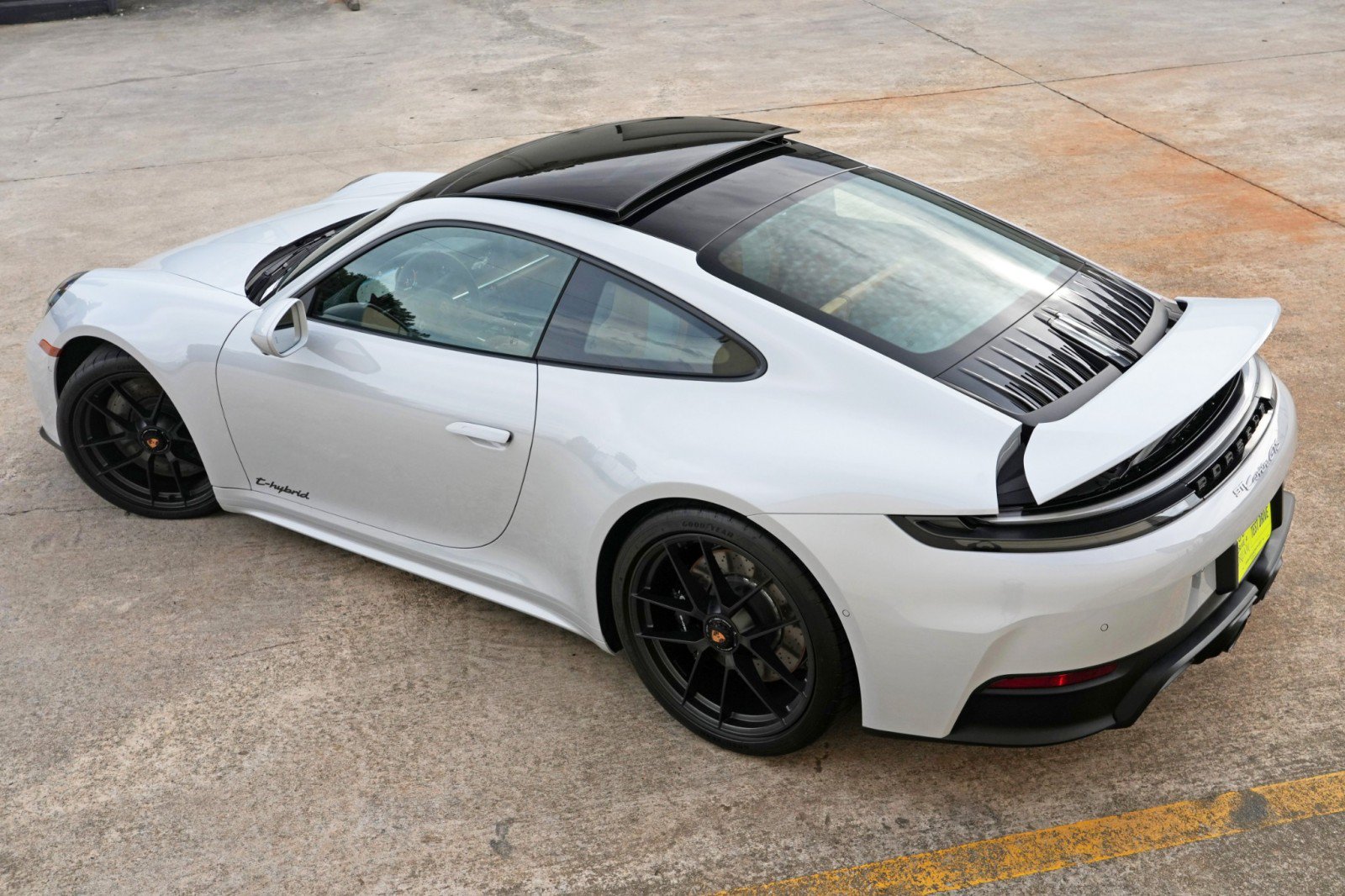 Used 2025 Porsche 911 Carrera GTS RWD image 56