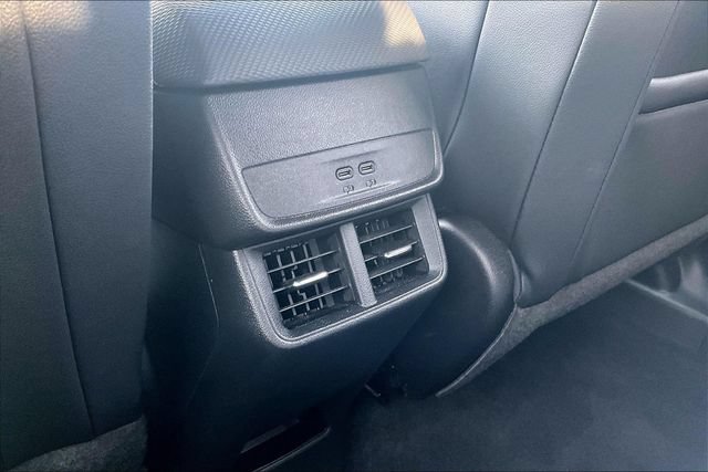 Used 2025 Chevrolet Equinox LT w/ Convenience Package II AWD/4WD image 12