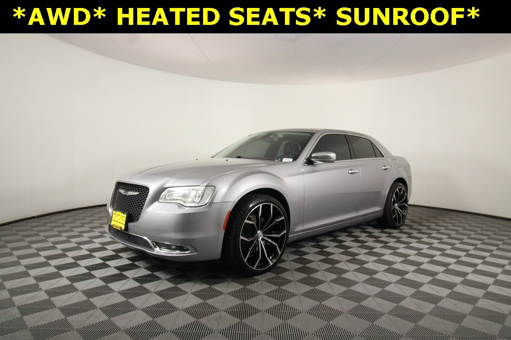 Used 2018 Chrysler 300 Limited