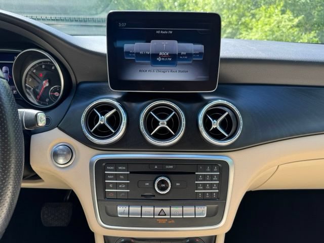 Used 2019 Mercedes-Benz CLA 250 4MATIC image 25