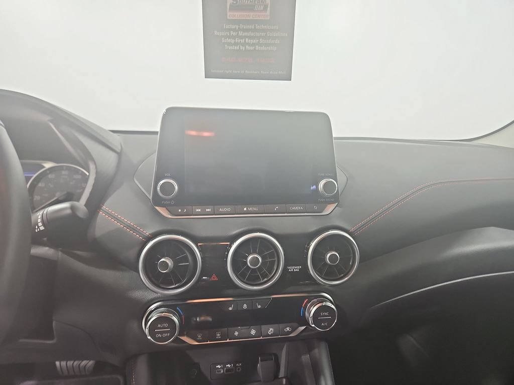 Certified 2025 Nissan Sentra SR w/ SR Premium Package FWD image 19