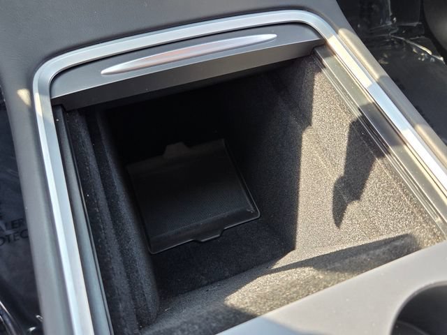 Used 2024 Tesla Model Y Long Range RWD image 22