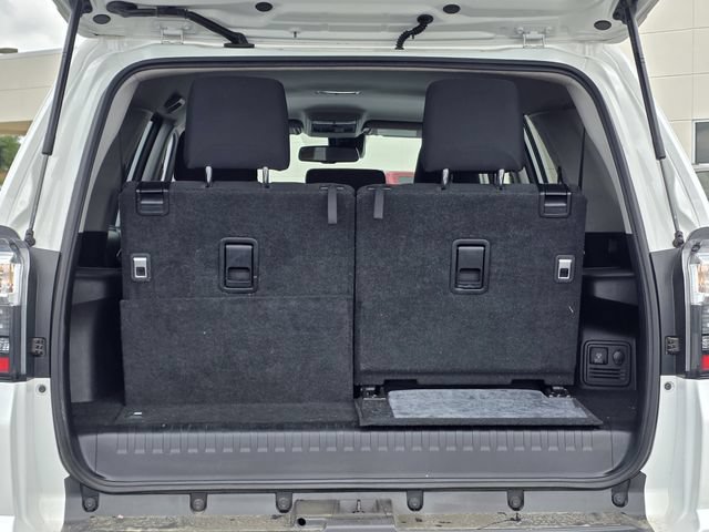 Used 2022 Toyota 4Runner SR5 RWD image 26