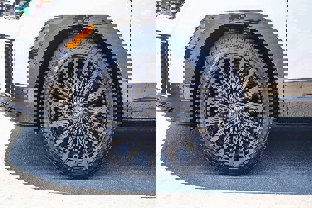 Used 2025 Hyundai Santa Fe Calligraphy image 10