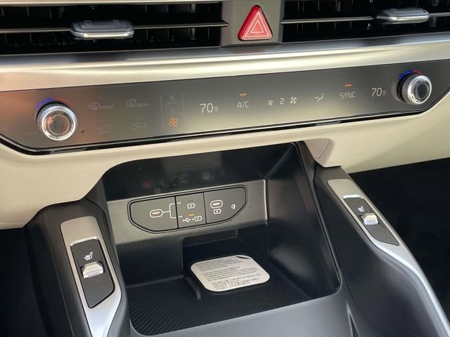 New 2026 Kia Sorento S w/ S Panoramic Sunroof Package image 37