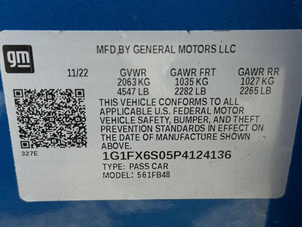 Used 2023 Chevrolet Bolt LT w/ Infotainment Package FWD image 27
