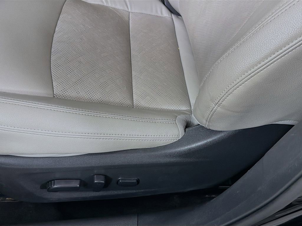 Used 2023 Nissan Altima 2.5 SL FWD image 23