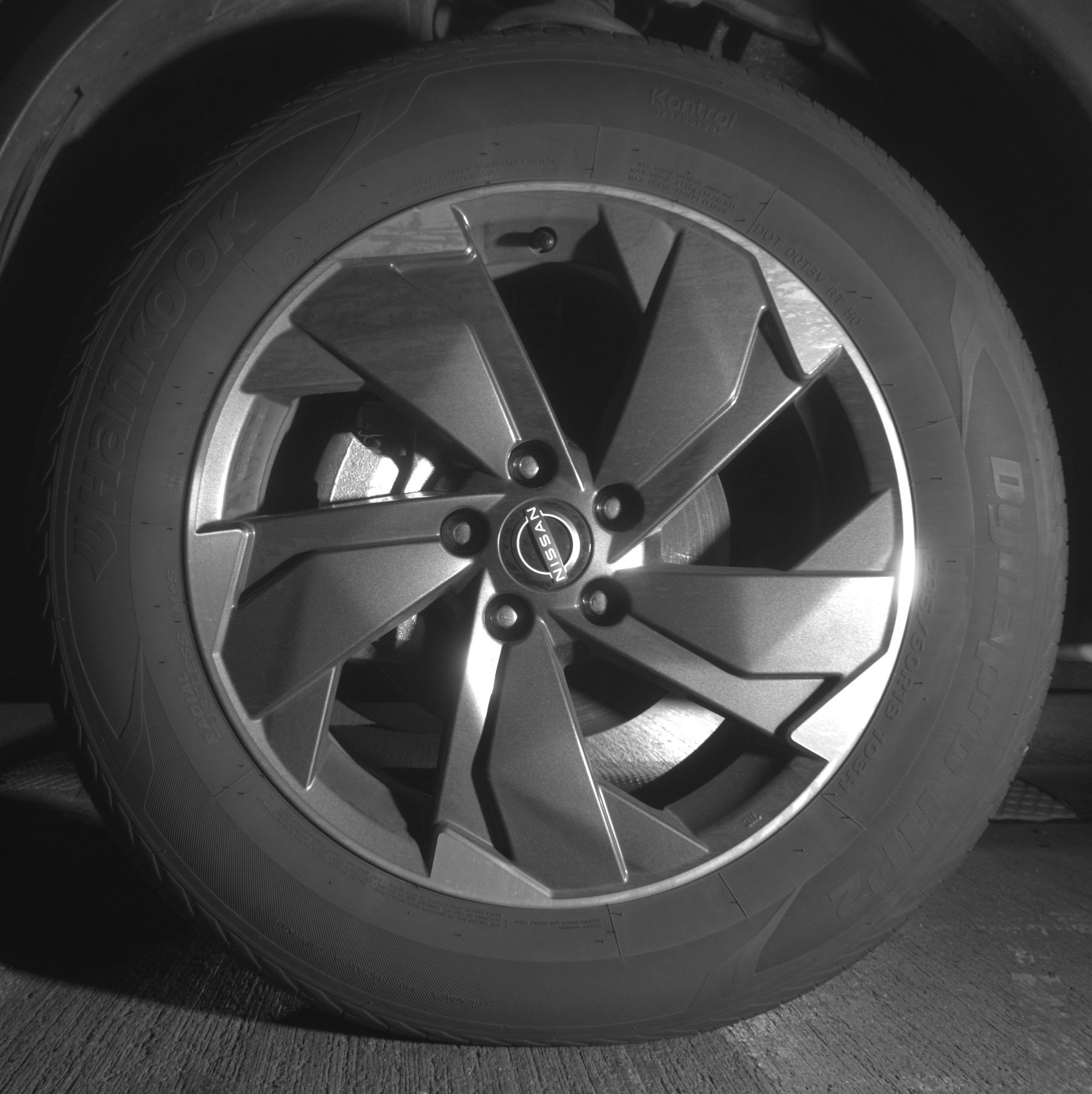 Used 2025 Nissan Rogue SV image 12