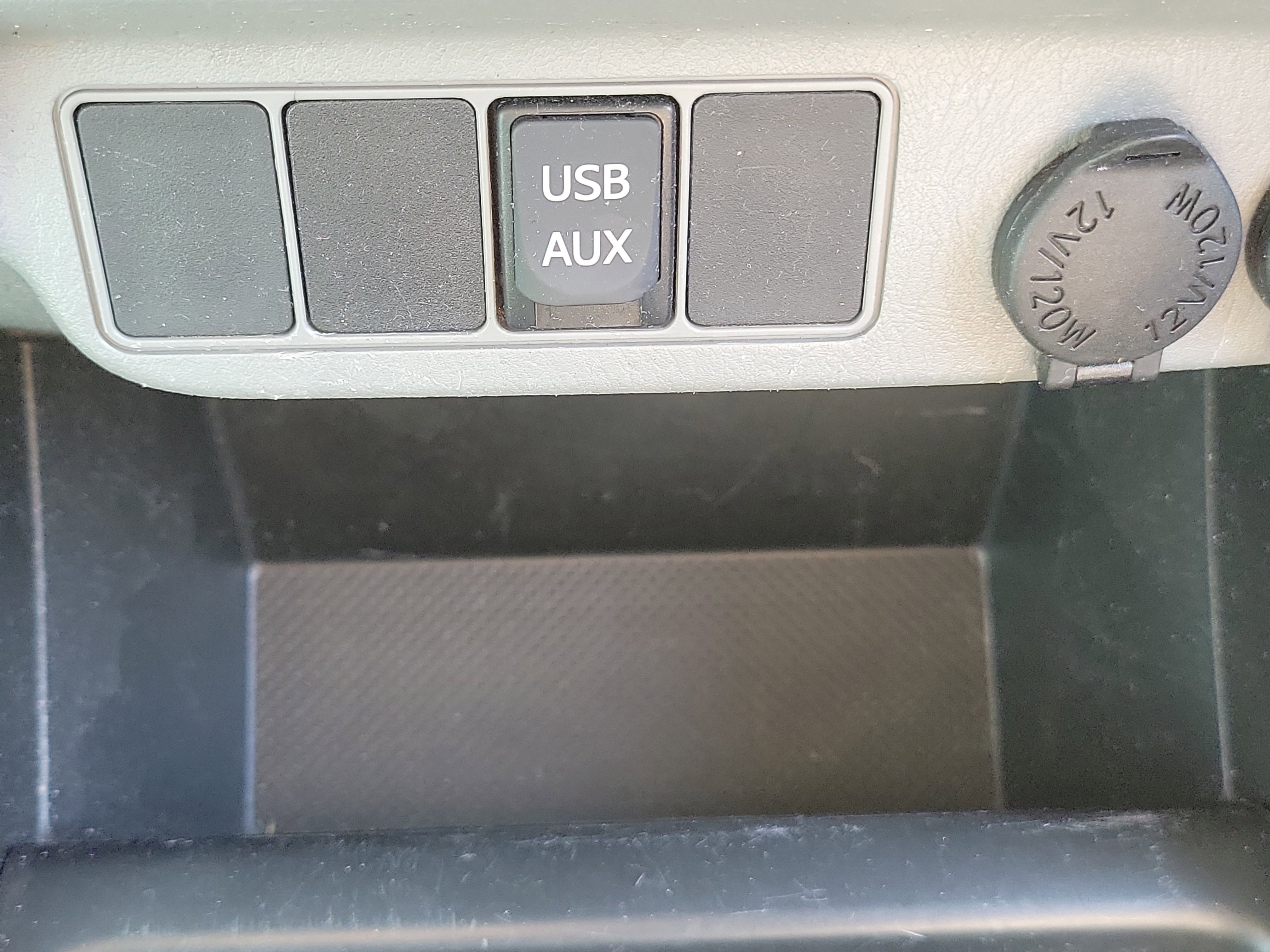 Used 2014 Toyota Tacoma PreRunner image 23