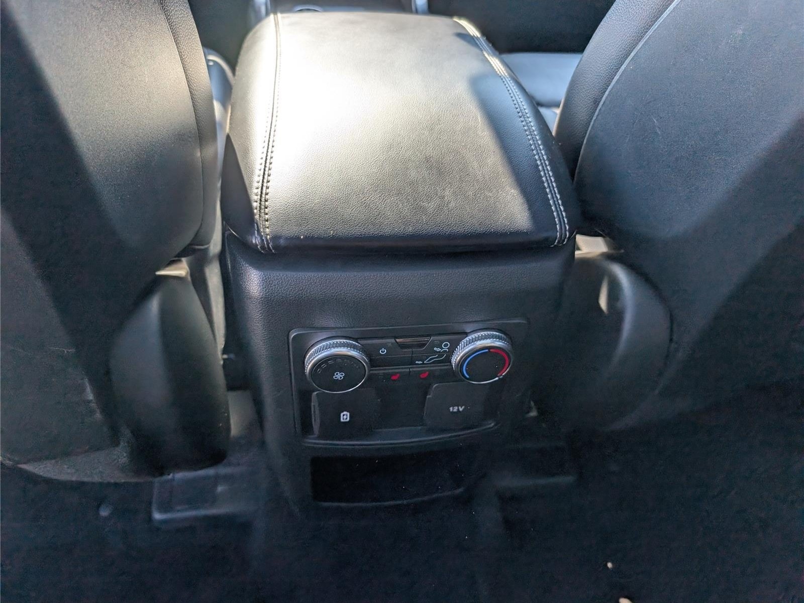 Used 2020 Ford Explorer XLT w/ Equipment Group 202A AWD/4WD image 20