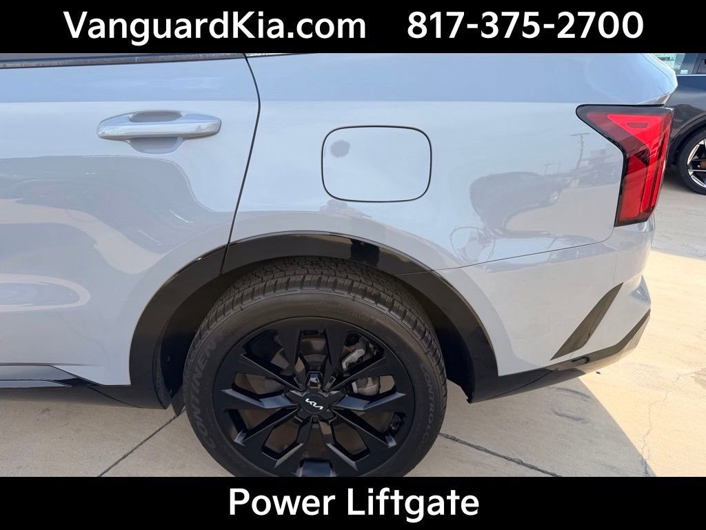 Certified 2022 Kia Sorento SX image 9
