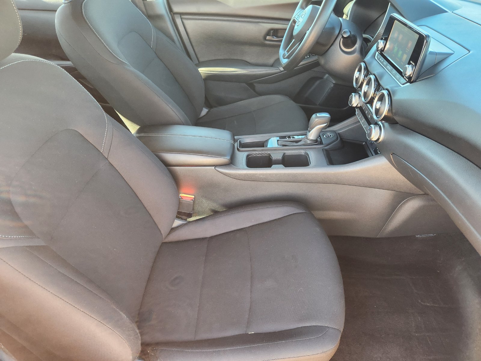 Used 2025 Nissan Sentra S FWD image 17
