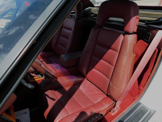 Used 1987 Cadillac Allante image 22