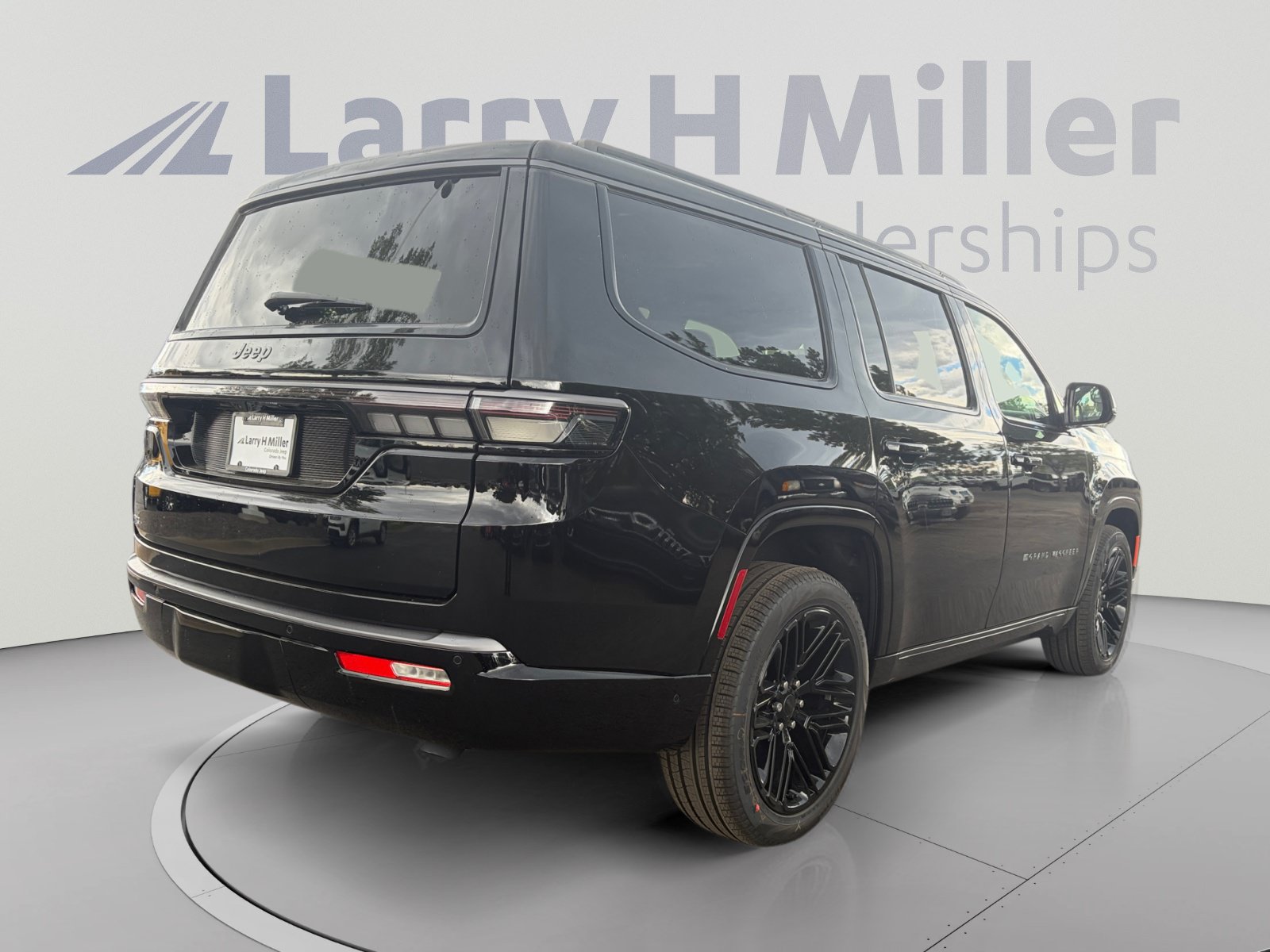 New 2026 Jeep Grand Wagoneer Limited AWD/4WD image 5