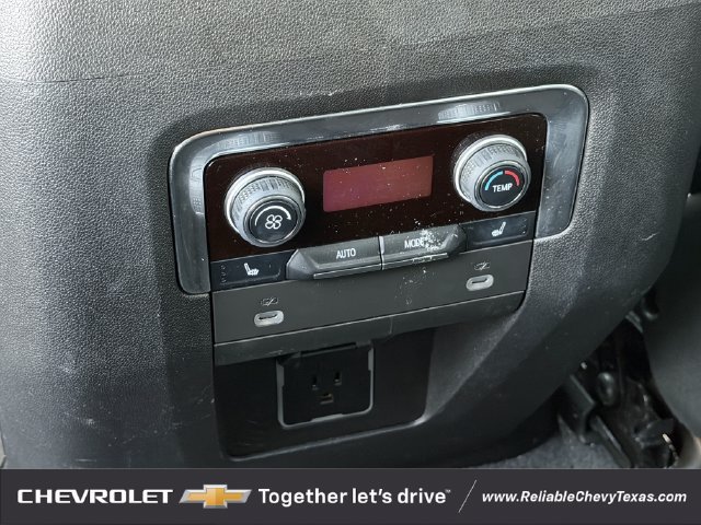 Used 2023 Chevrolet Tahoe Z71 w/ Luxury Package AWD/4WD image 36