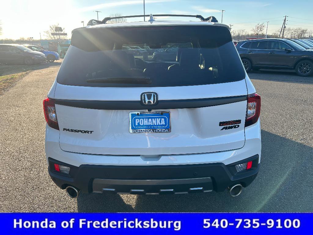 Certified 2023 Honda Passport TrailSport image 5