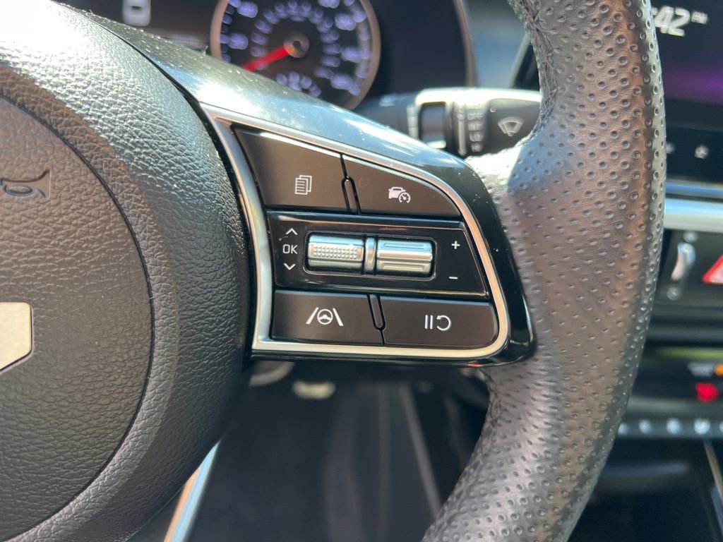 Certified 2023 Kia Forte GT-Line image 18