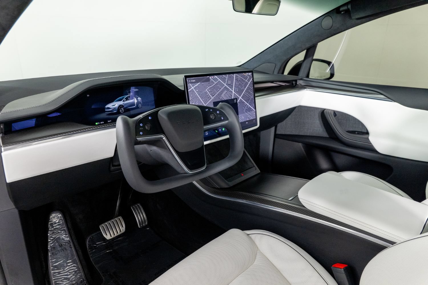 Used 2022 Tesla Model X Plaid AWD/4WD image 13