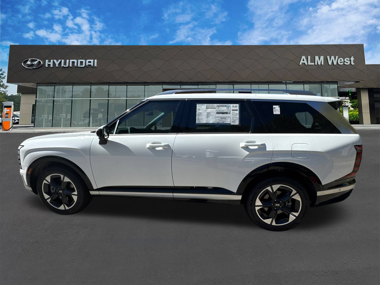 Used 2026 Hyundai Palisade Limited FWD image 8