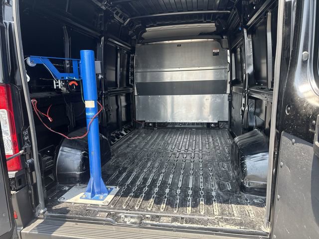 Used 2023 RAM ProMaster 2500 w/ Black Appearance Package FWD image 12