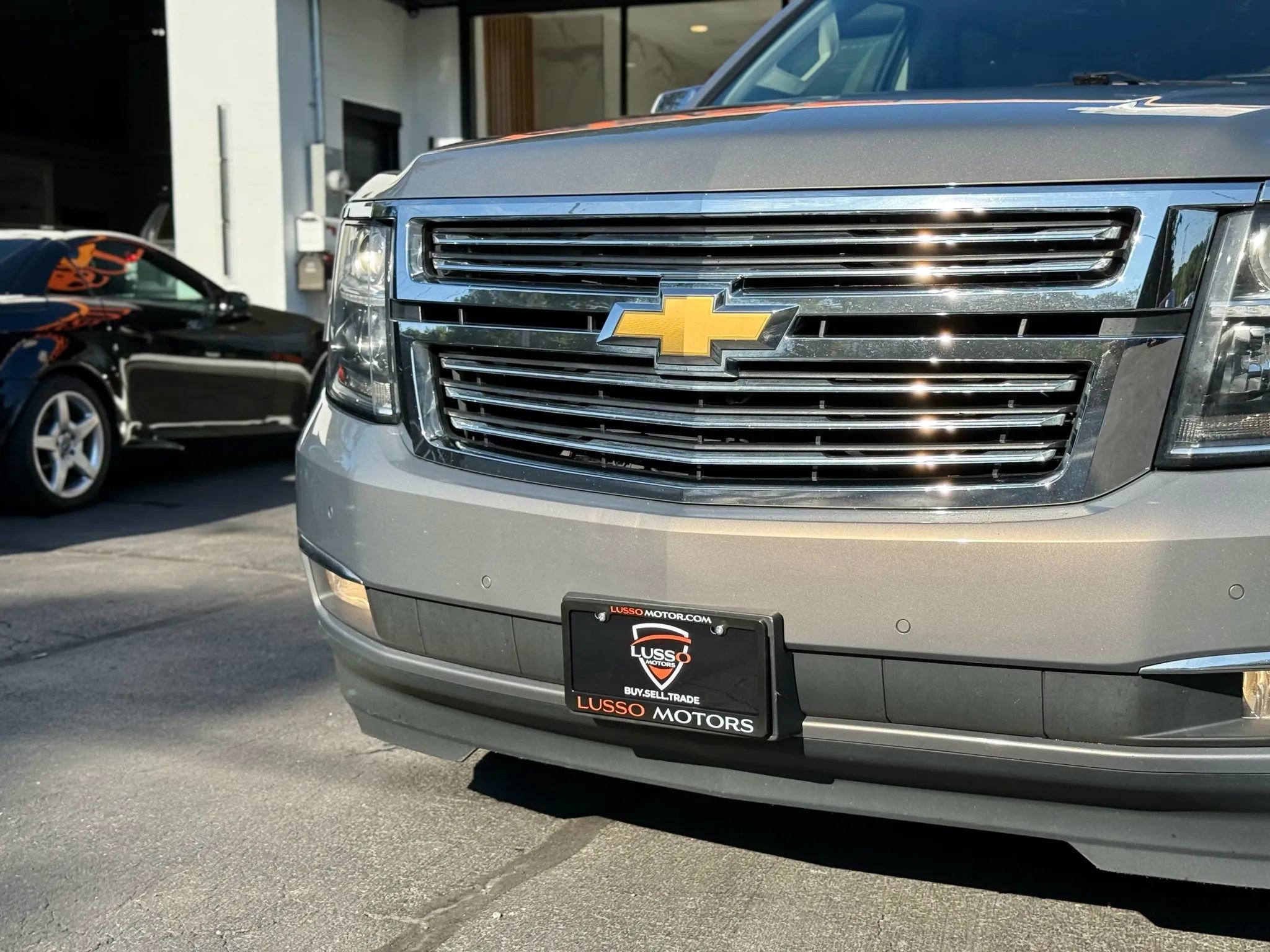 Used 2017 Chevrolet Suburban Premier image 38