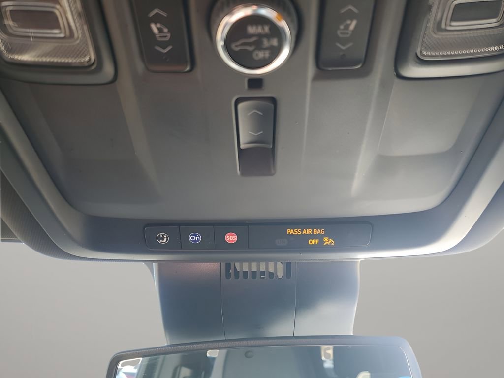 Used 2025 GMC Yukon Denali image 42