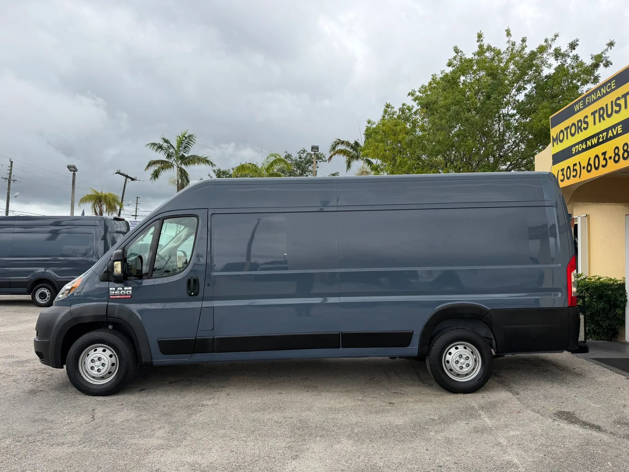 Used 2020 RAM ProMaster 3500 FWD image 2
