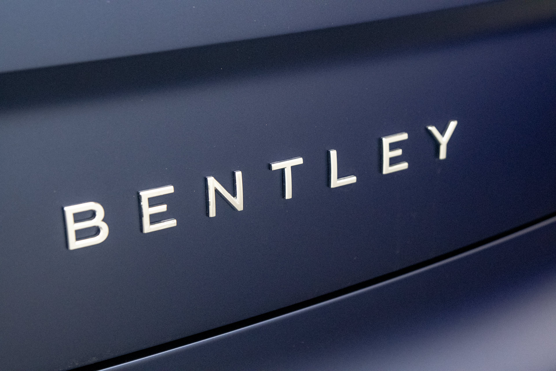 New 2026 Bentley Flying Spur Plug-In Hybrid AWD/4WD image 42
