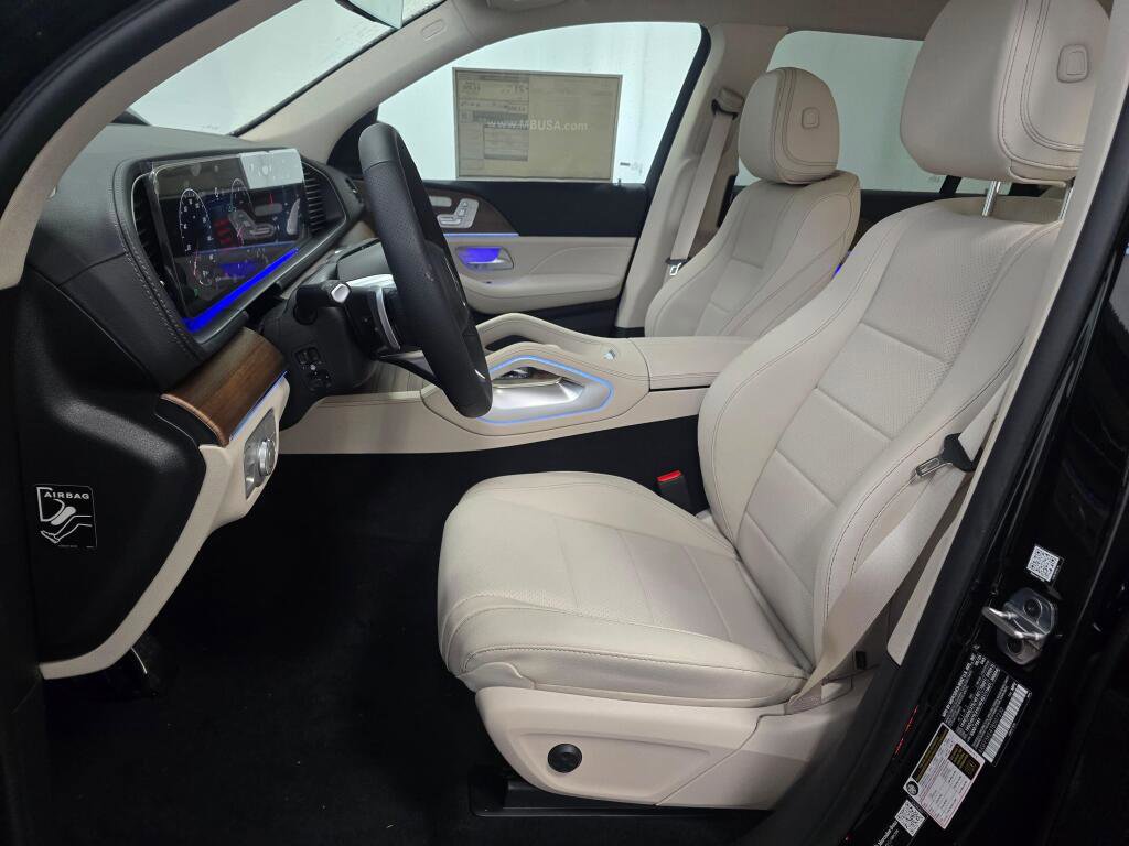 New 2026 Mercedes-Benz GLS 450 4MATIC image 13