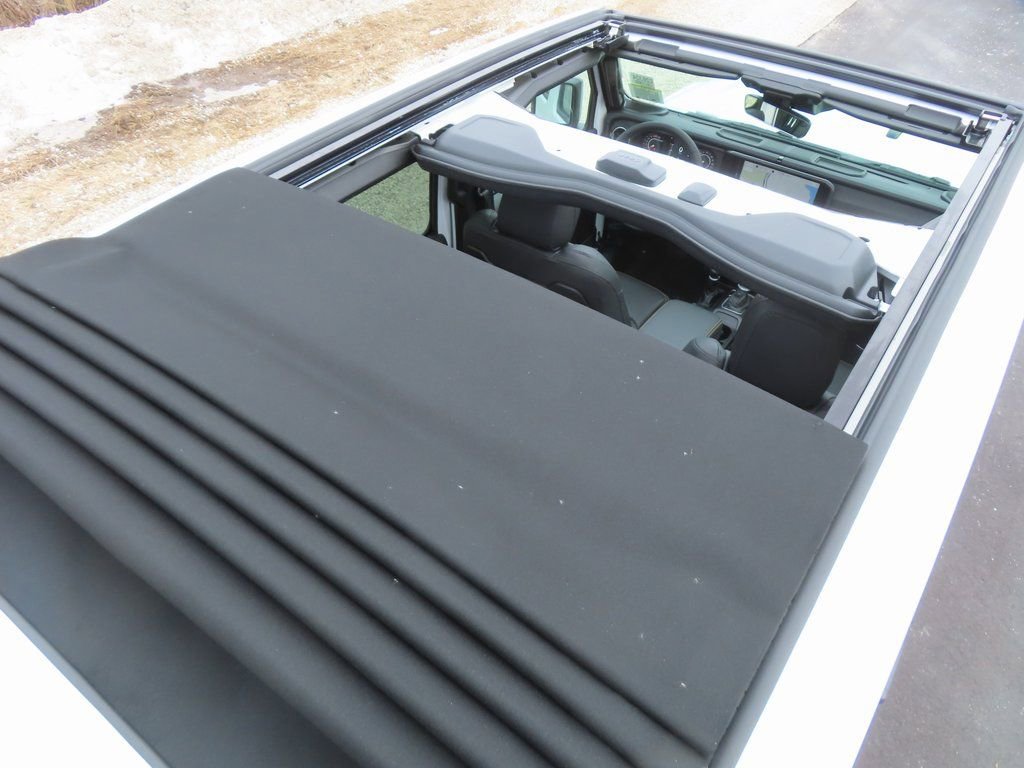 New 2026 Jeep Wrangler Sahara image 7