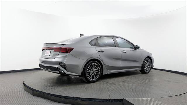 Used 2022 Kia Forte GT-Line w/ GT-Line Premium Package FWD image 8