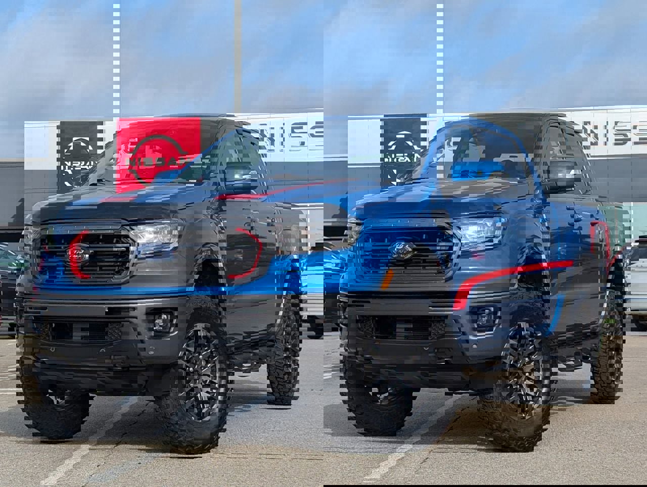 Used 2021 Ford Ranger Lariat w/ Tremor Off-Road Package image 2