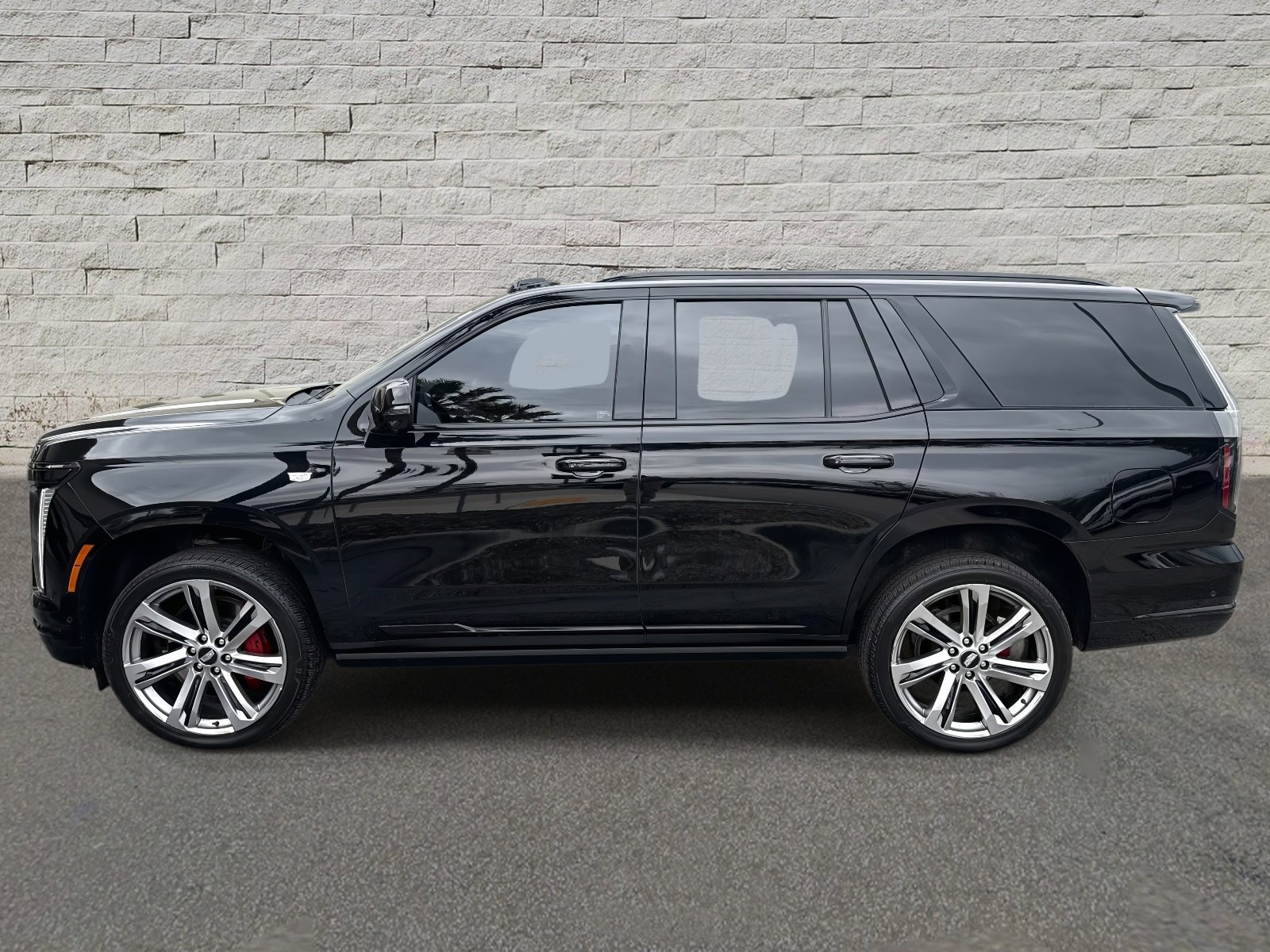 Certified 2025 Cadillac Escalade Sport w/ Touring Package AWD/4WD image 8