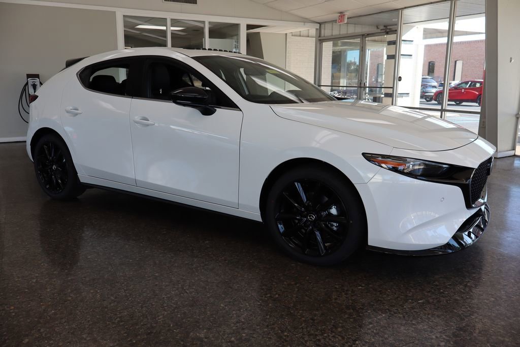 Certified 2025 MAZDA MAZDA3 Hatchback w/Premium Plus Pkg